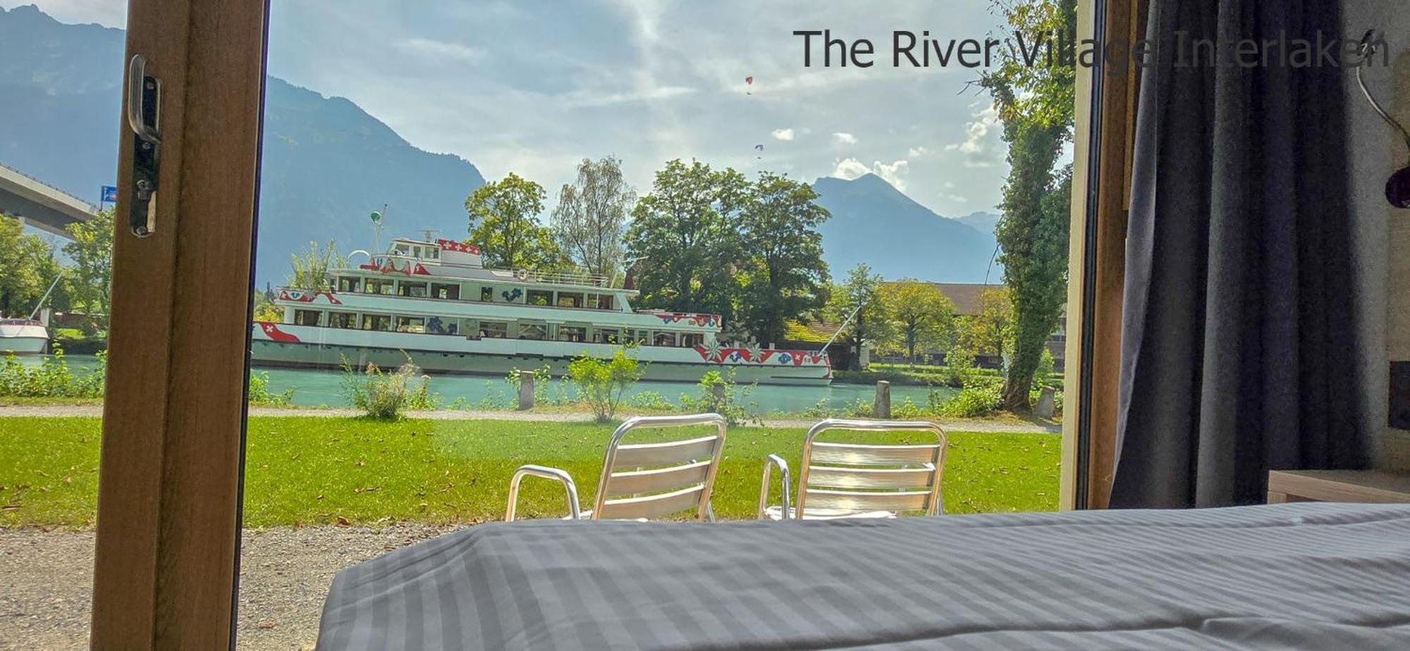 The River Village Entrelagos Exterior foto