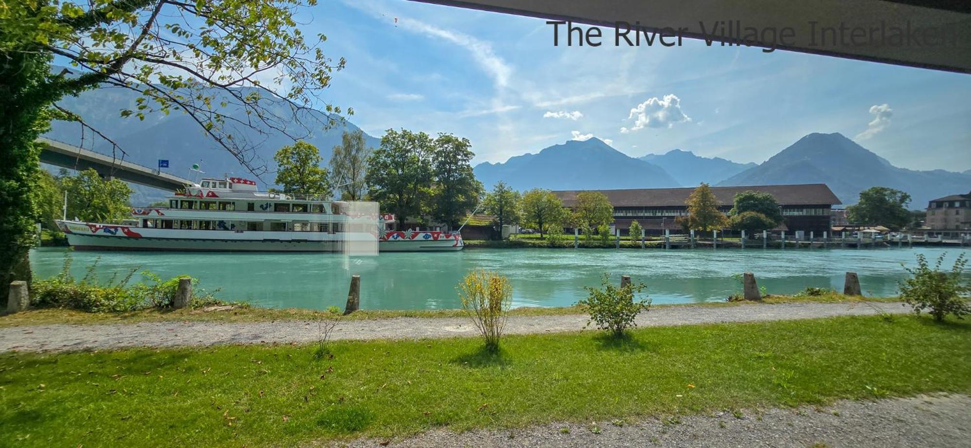 The River Village Entrelagos Exterior foto